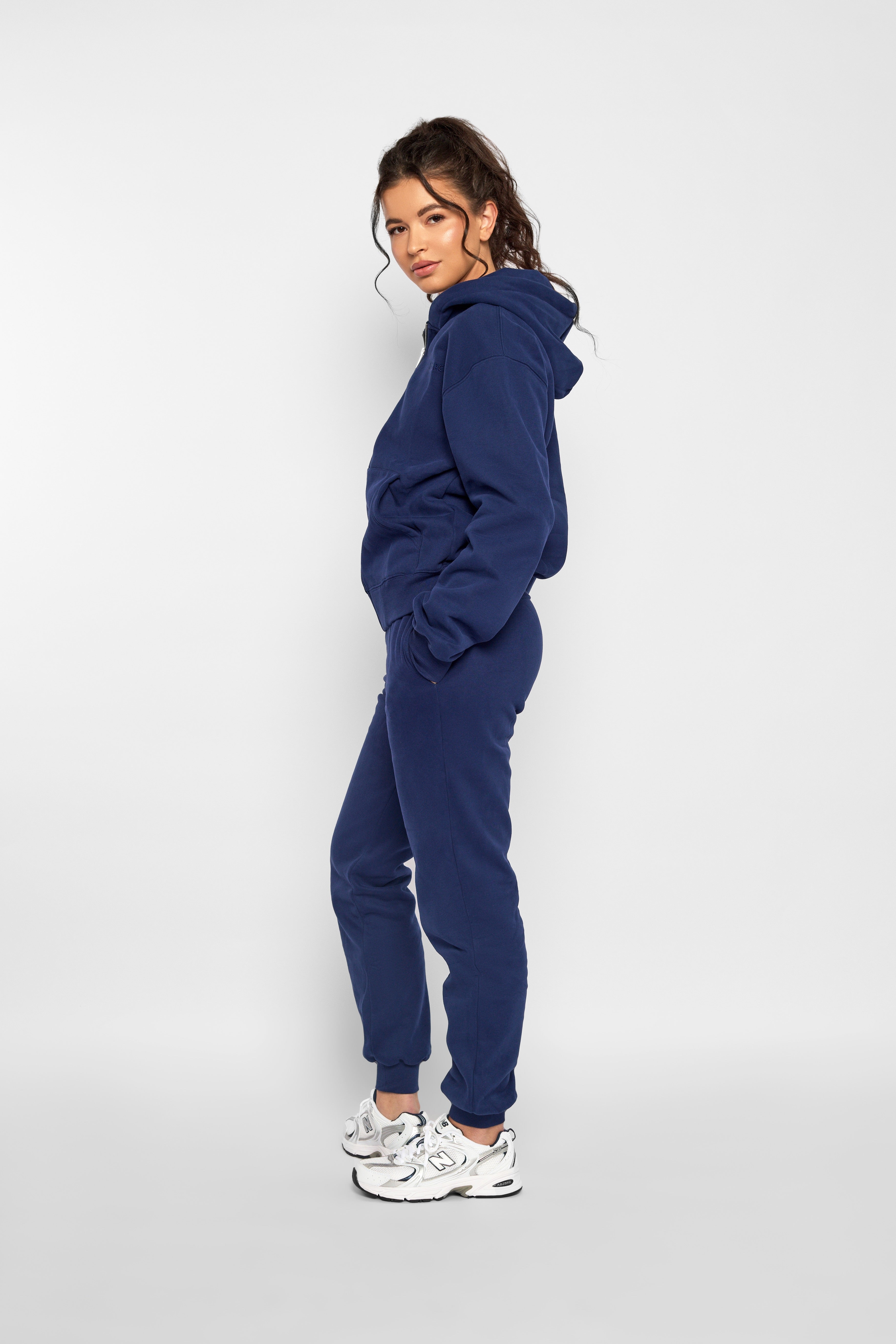 COZY CUFFED JOGGERS - NAVY
