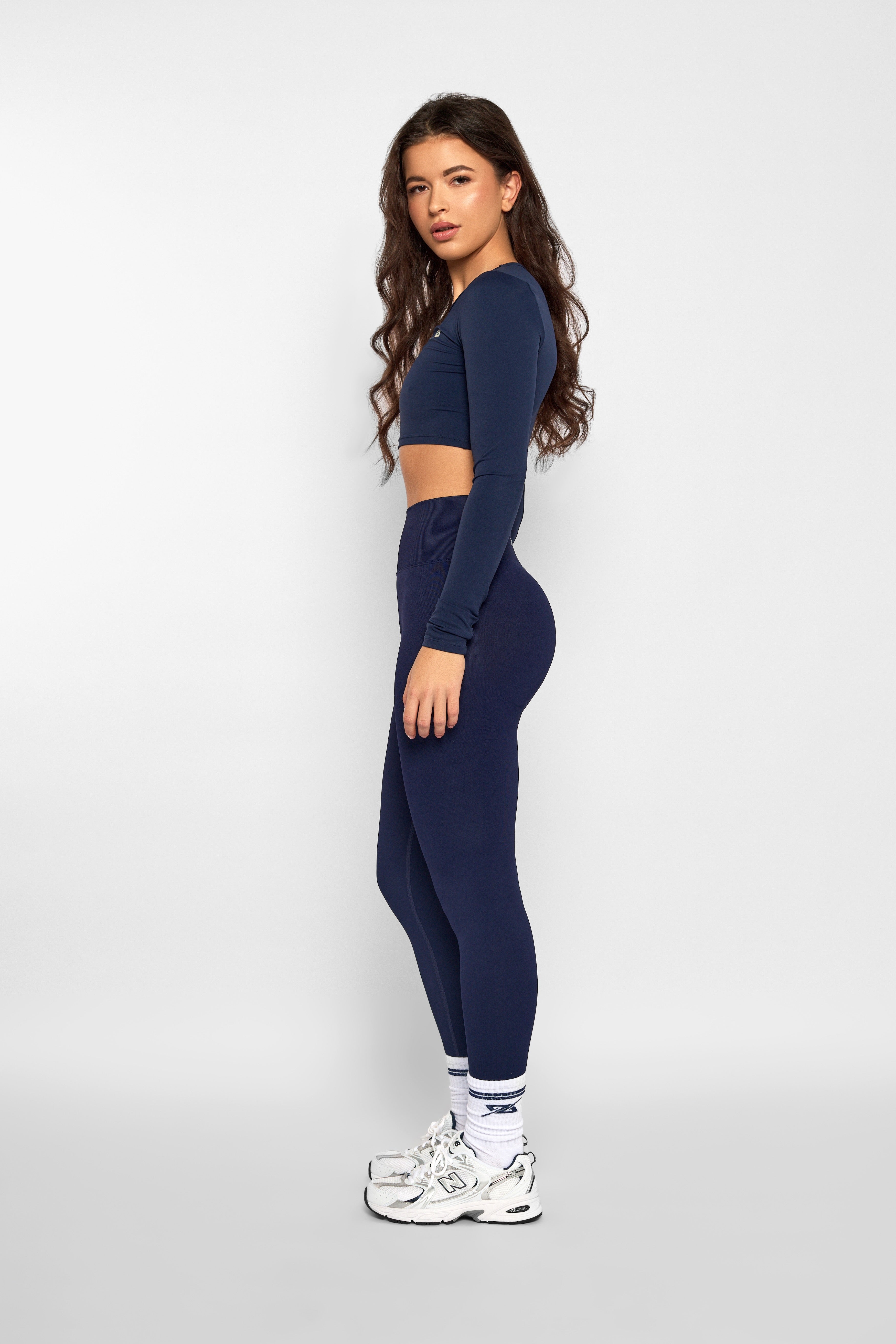 MIDNIGHT FORCE CROP TOP